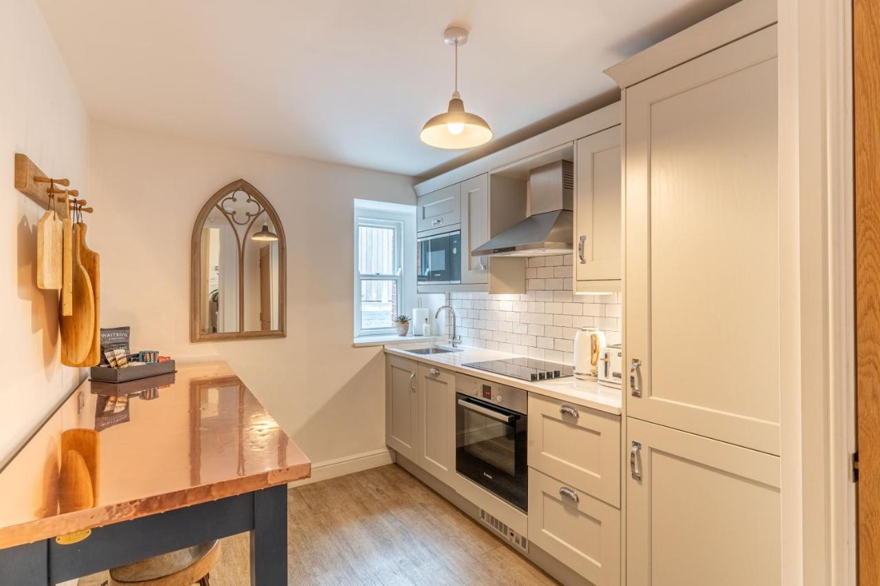 Luxury Chapel Apartment Within City Walls Chester Exterior foto